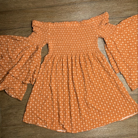 Stunning Boutique Dress size Medium - Picture 2 of 9